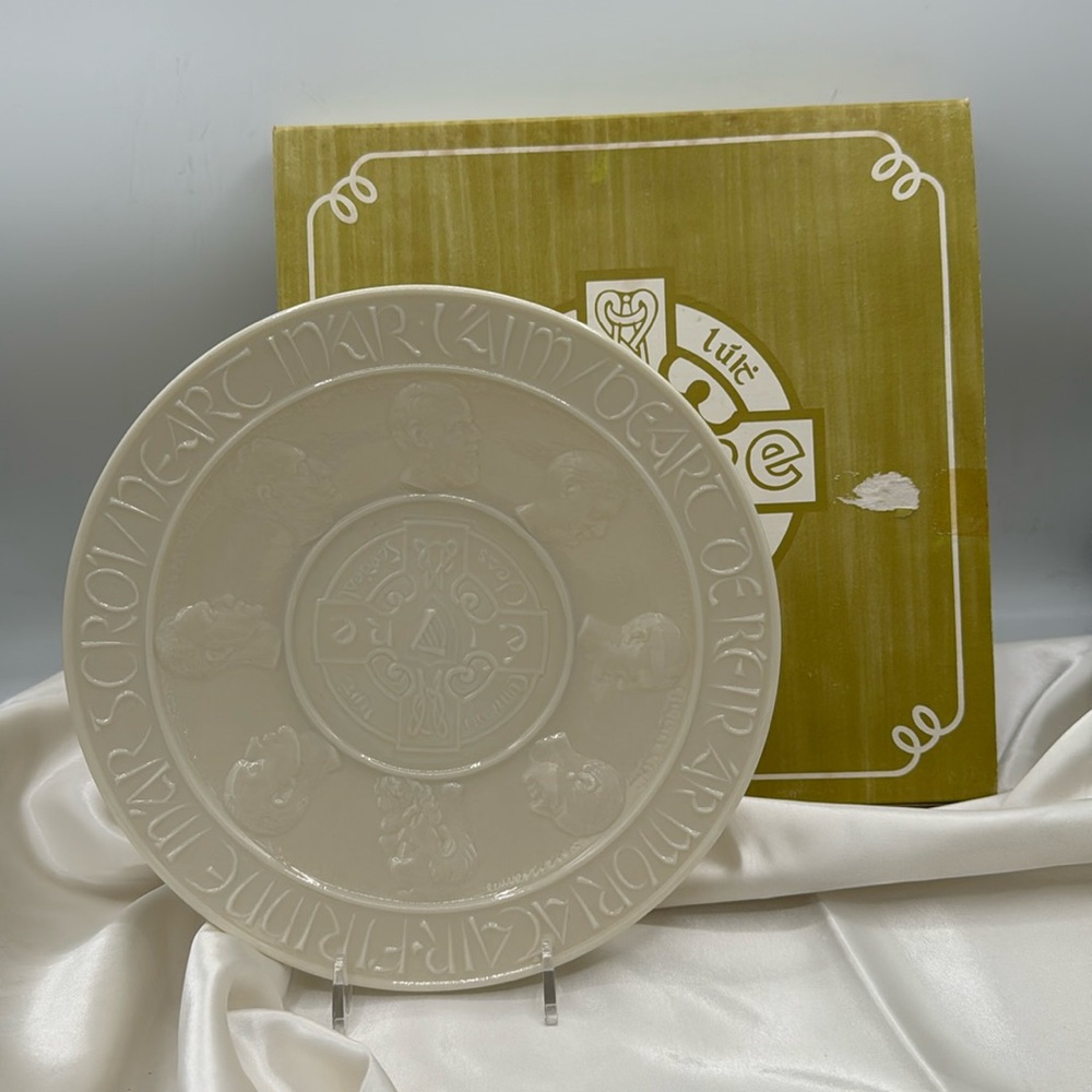 1976 Belleek Collectors Plate. Gaelic Athletic Club. Original Box